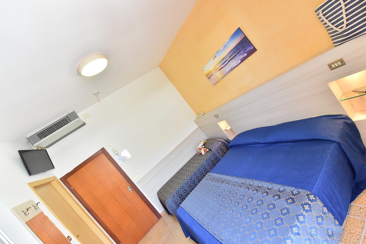 Hotel Della Motta Bellaria-Igea Marina Exterior foto