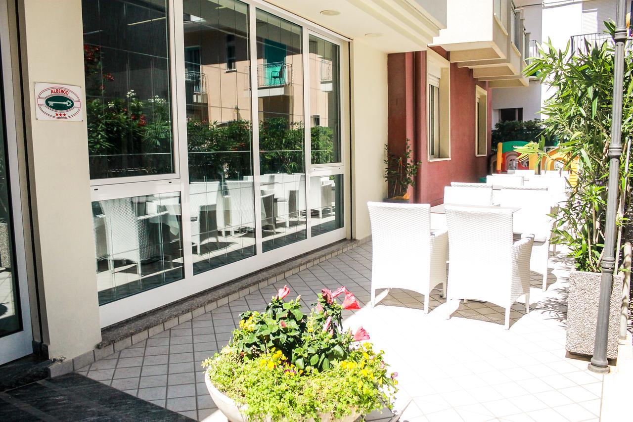 Hotel Della Motta Bellaria-Igea Marina Exterior foto
